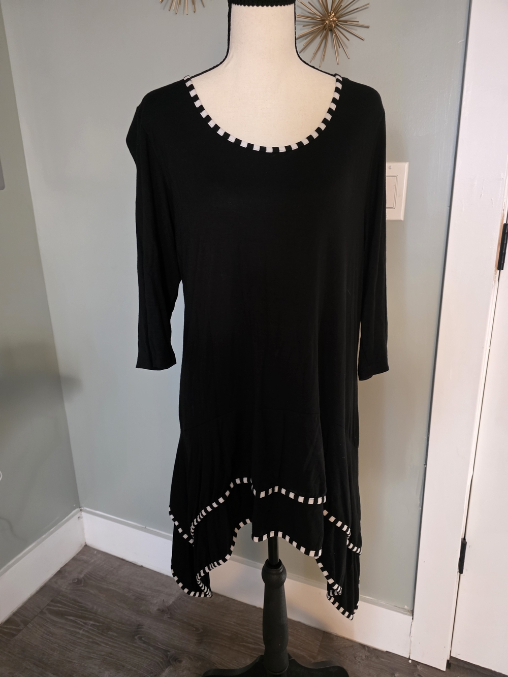 Women's long blouse from the Pyramid collection